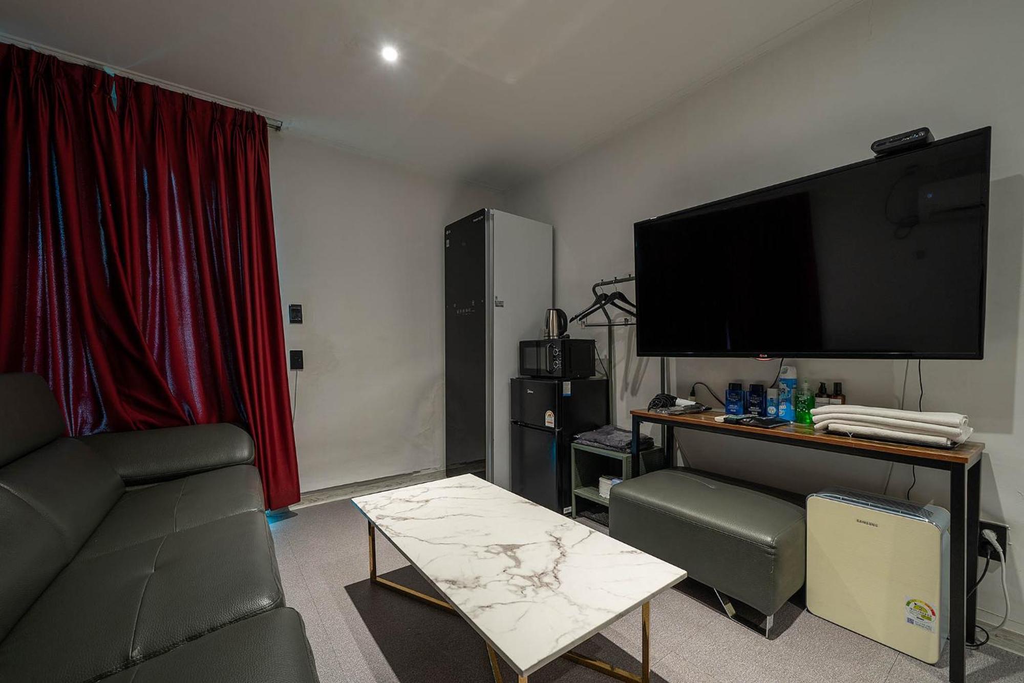 Pacific7 Hotel Pyeongtaek Exterior photo