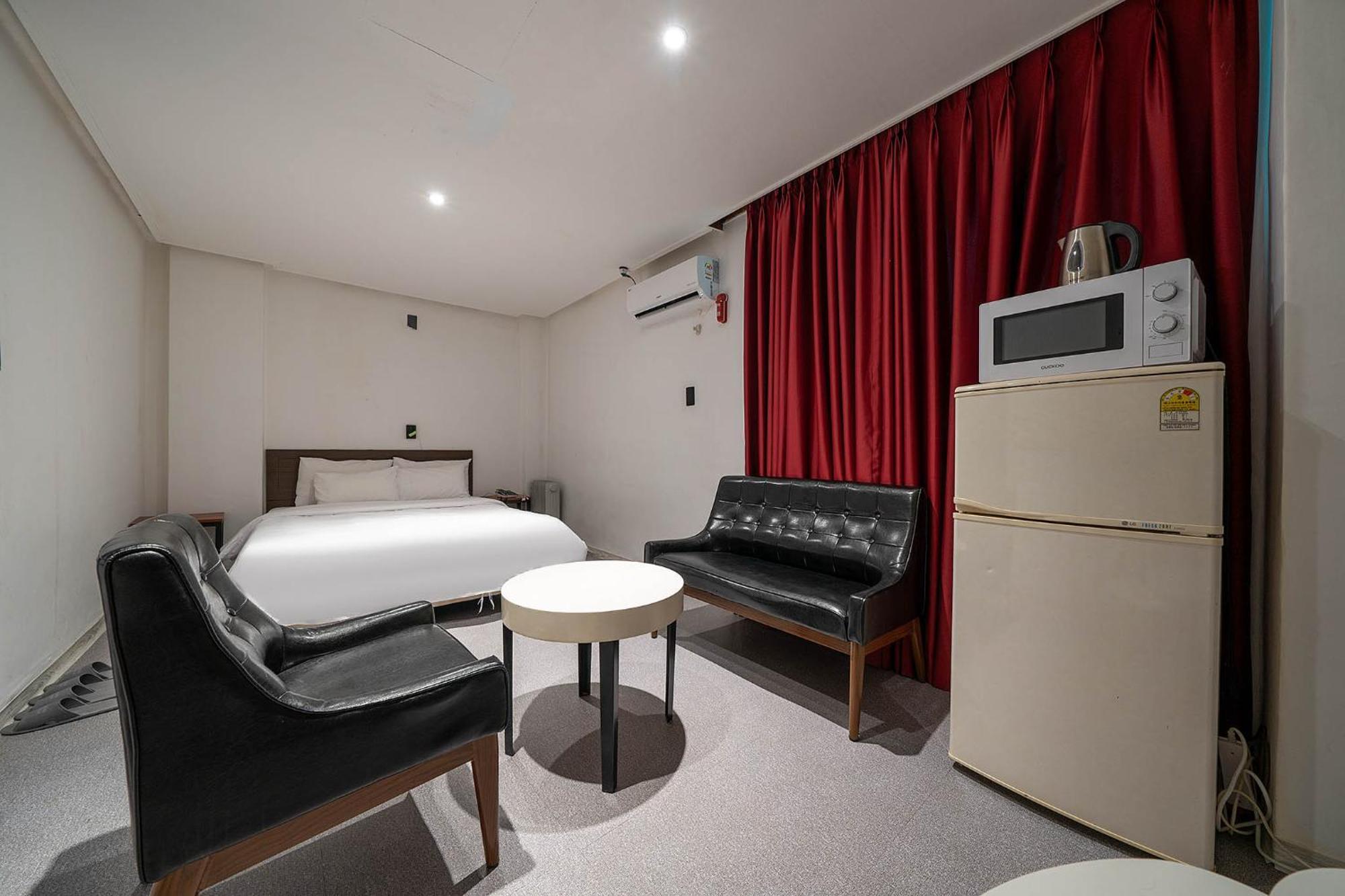 Pacific7 Hotel Pyeongtaek Exterior photo