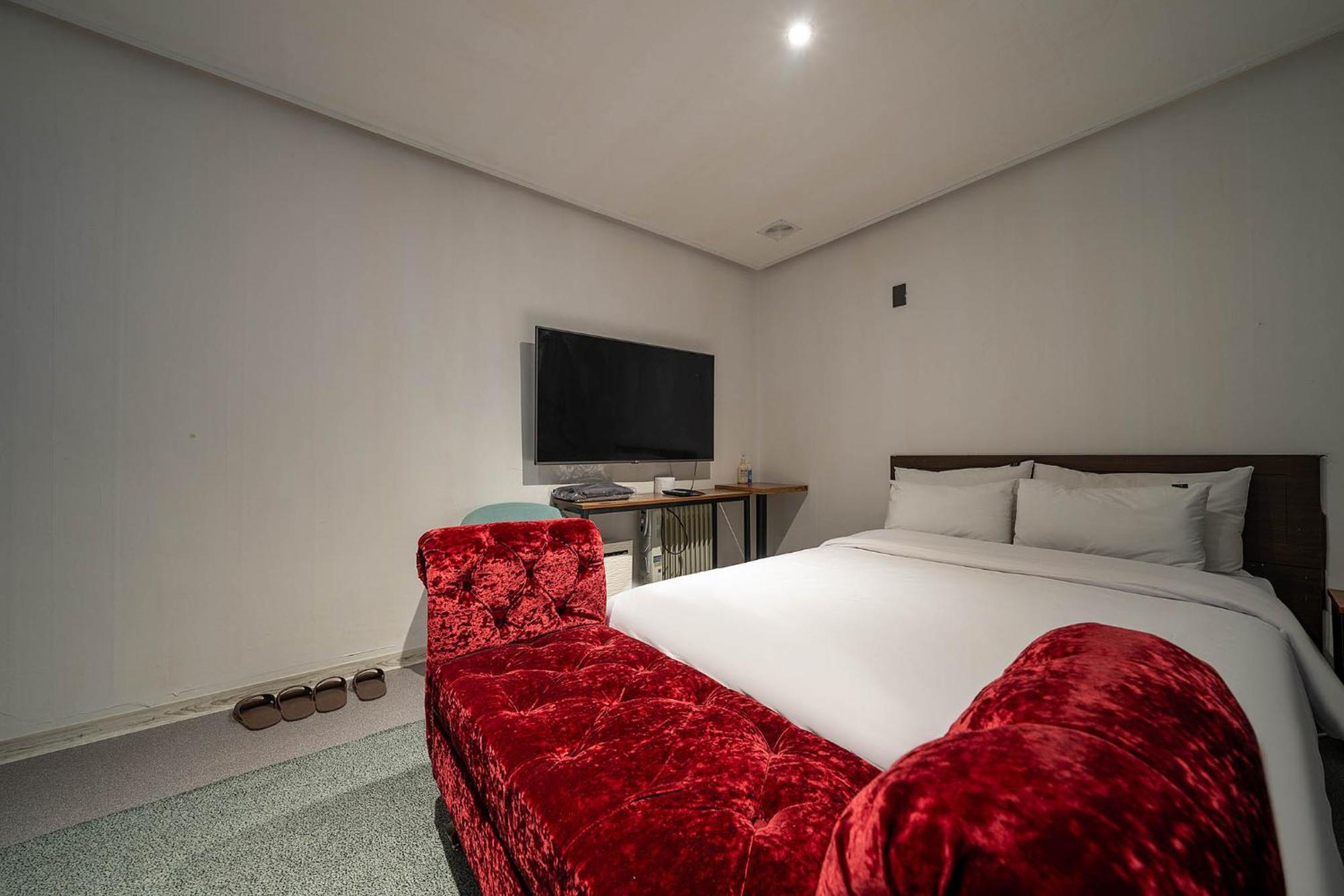 Pacific7 Hotel Pyeongtaek Exterior photo